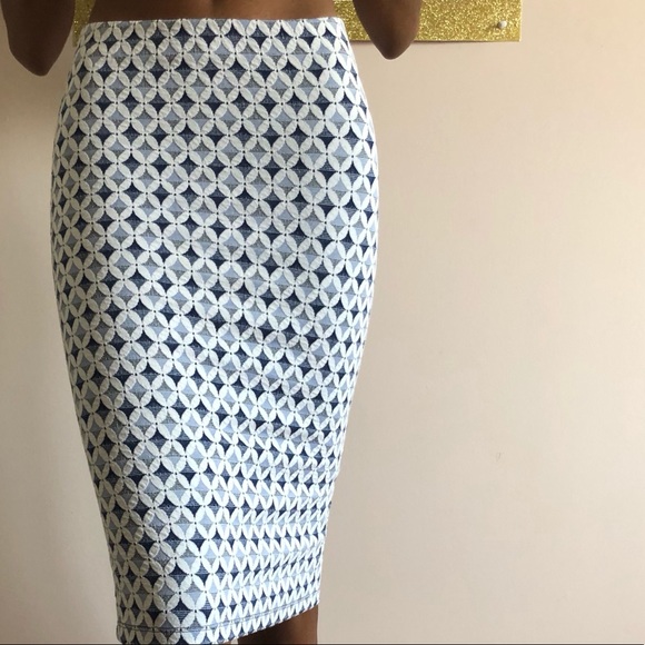 Perfect work skirt duo black & white blue & white - Picture 4 of 4
